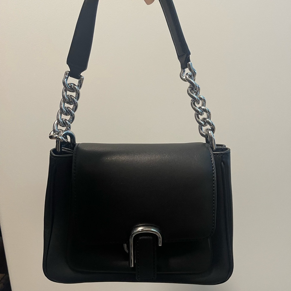 Marc Jacobs Black Leather Shoulder Bag - Picture 2 of 10